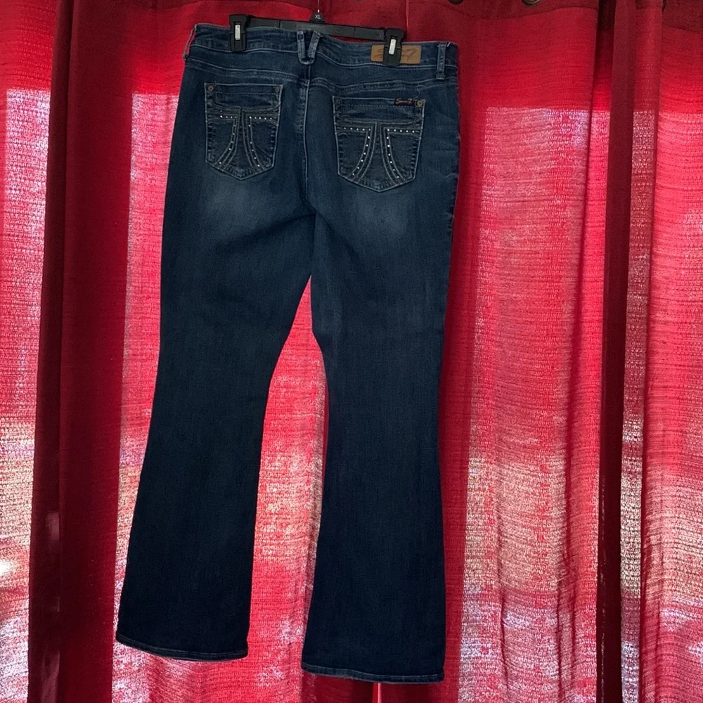 Seven jeans, gently used - Picture 2 of 7